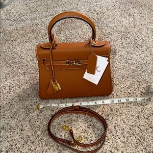 Handbag Crave  Tan Leather Handbag